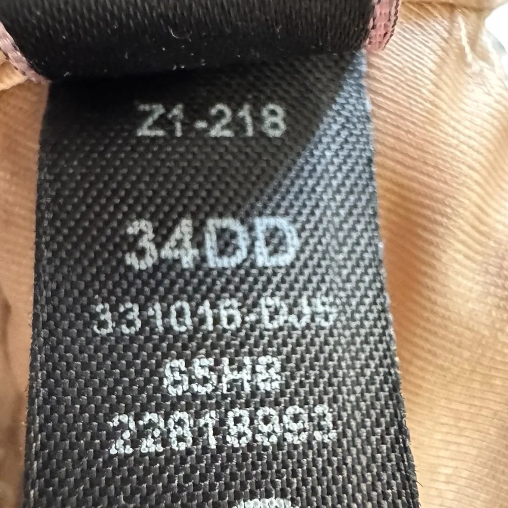 Victoria Secret Bombshell Push Up Plunge Bra  34dd - Picture 6 of 6